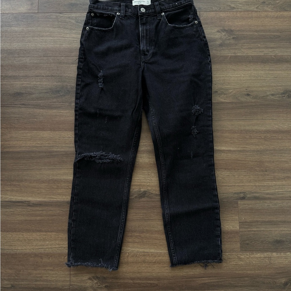 Abercrombie & Fitch High rise mom Jeans